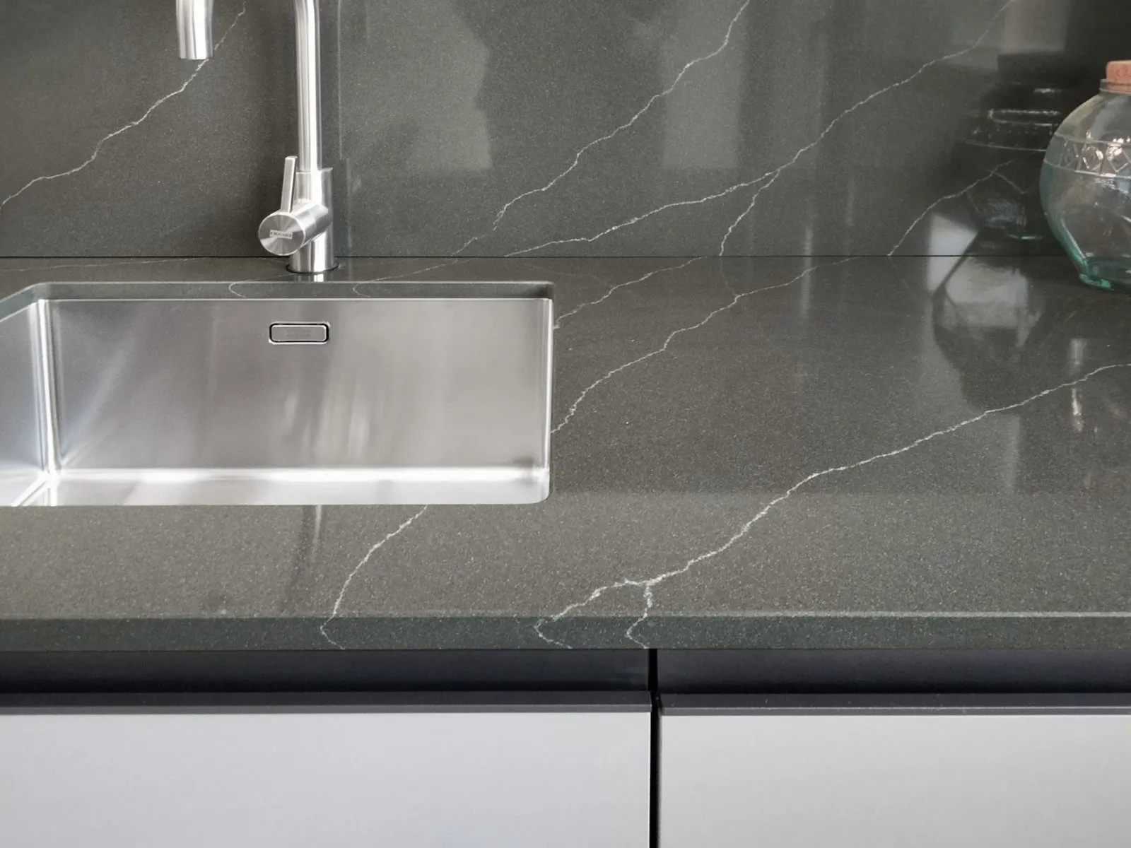 Grey Titano CMT view 2