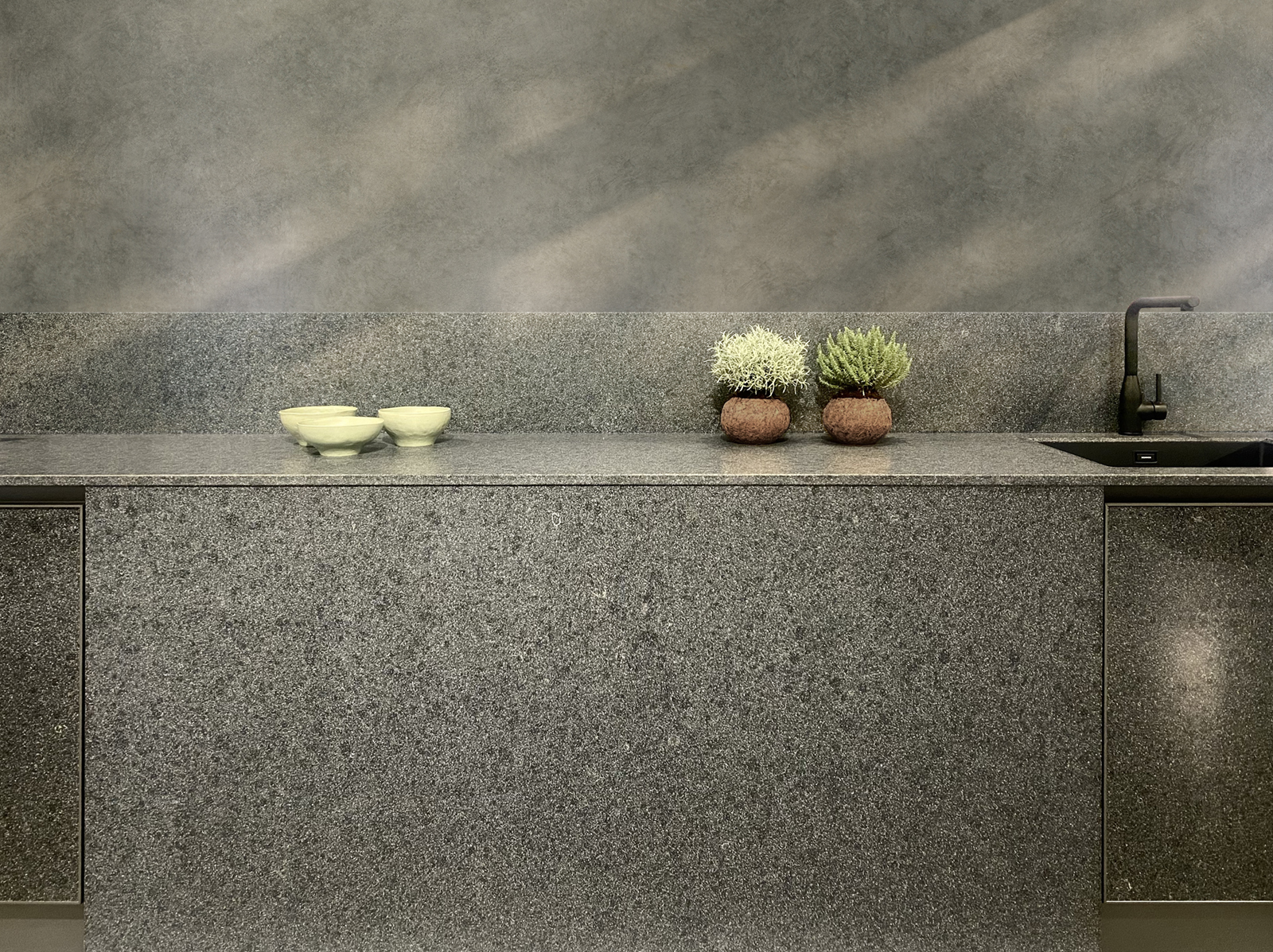 Starblack CMT - Eco-Stone-Cosmolite-K-Star