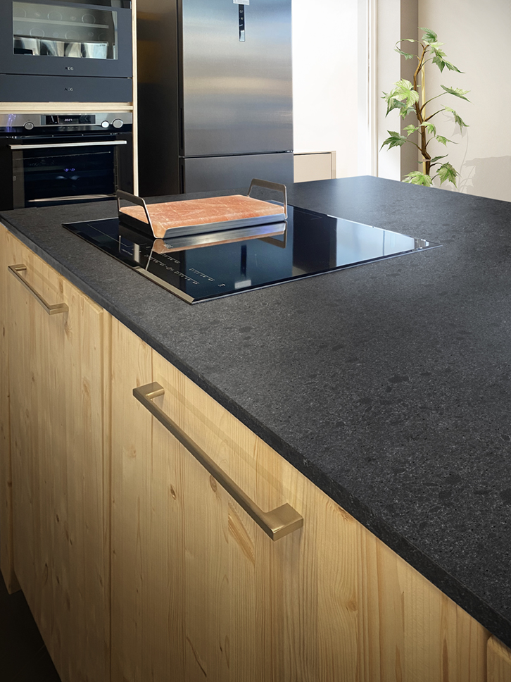 Meteor Dark CMT - Eco-Stone-Cosmolite-Meteor