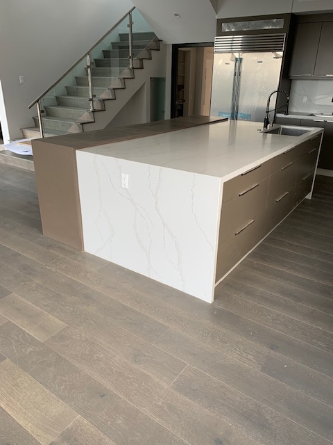 FANGO - Classic Series-Closeouts