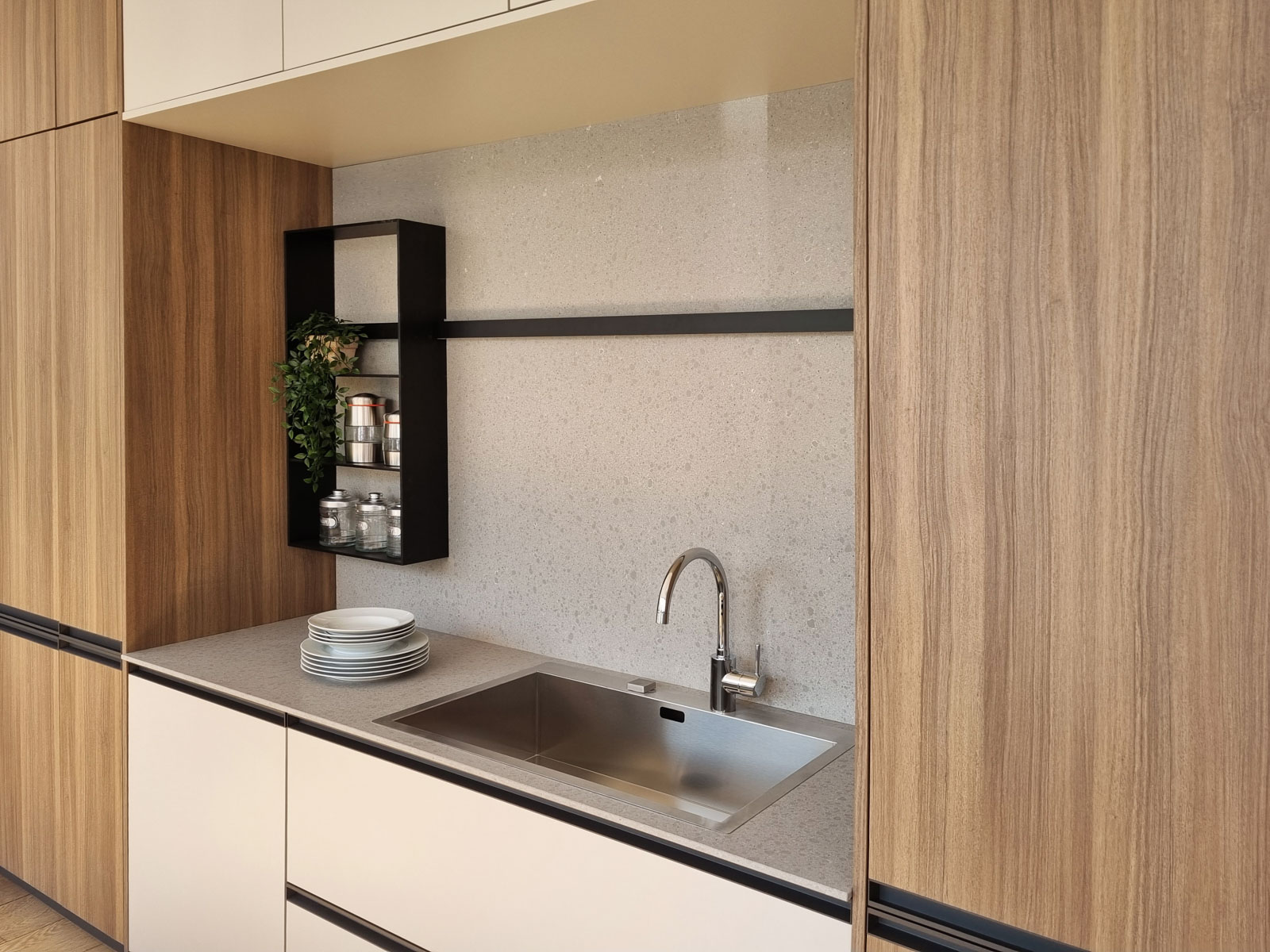 Meteor Cold CMT - Eco-Stone-Cosmolite-Meteor